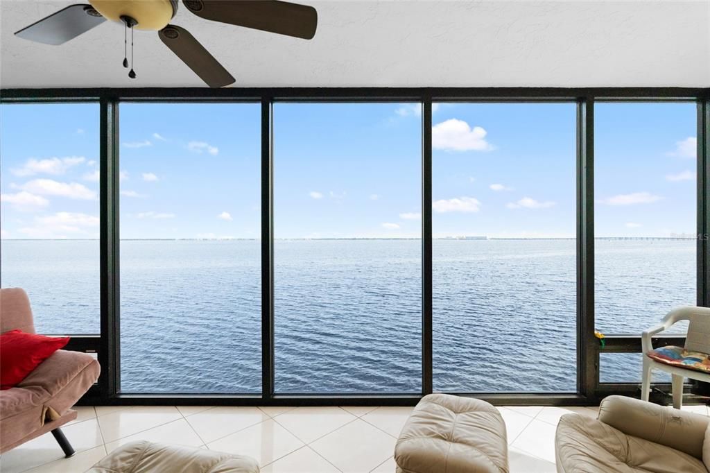 На продажу: $429,000 (3 спален, 2 ванн, 1916 Квадратных фут)