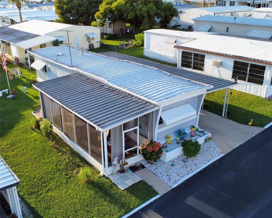 For Sale: $89,000 (2 beds, 1 baths, 684 Square Feet)