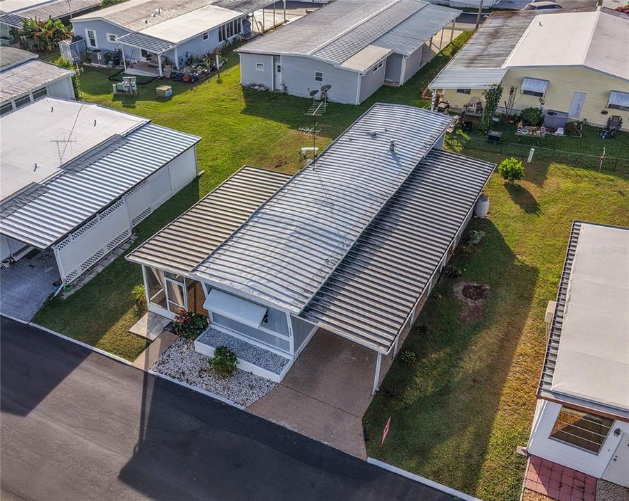 For Sale: $89,000 (2 beds, 1 baths, 684 Square Feet)