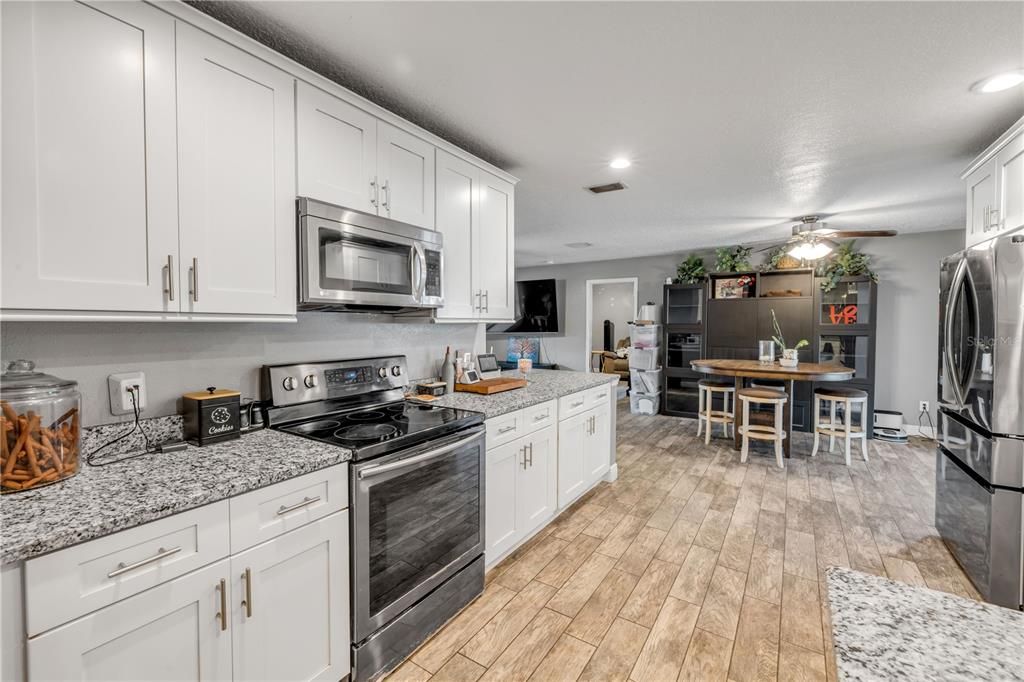 На продажу: $515,000 (4 спален, 2 ванн, 2267 Квадратных фут)