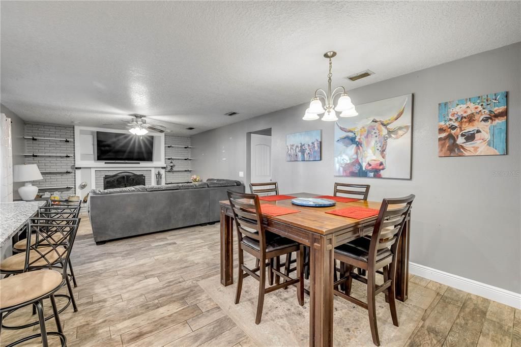 На продажу: $515,000 (4 спален, 2 ванн, 2267 Квадратных фут)