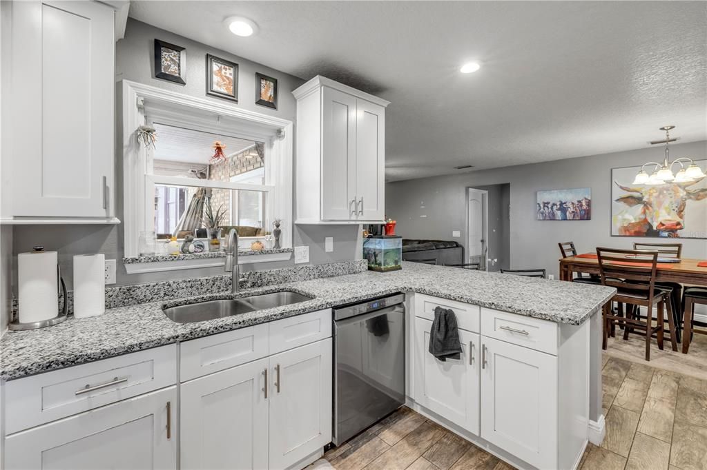 На продажу: $515,000 (4 спален, 2 ванн, 2267 Квадратных фут)