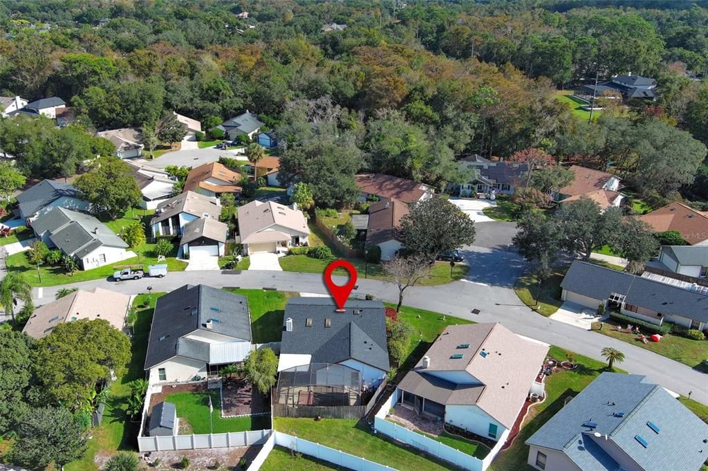 合同活跃: $299,900 (2 贝兹, 2 浴室, 1499 平方英尺)