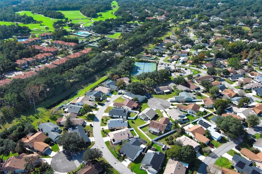 合同活跃: $299,900 (2 贝兹, 2 浴室, 1499 平方英尺)