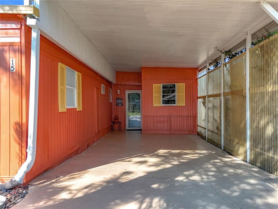 Под контрактом: $199,900 (3 спален, 1 ванн, 1140 Квадратных фут)