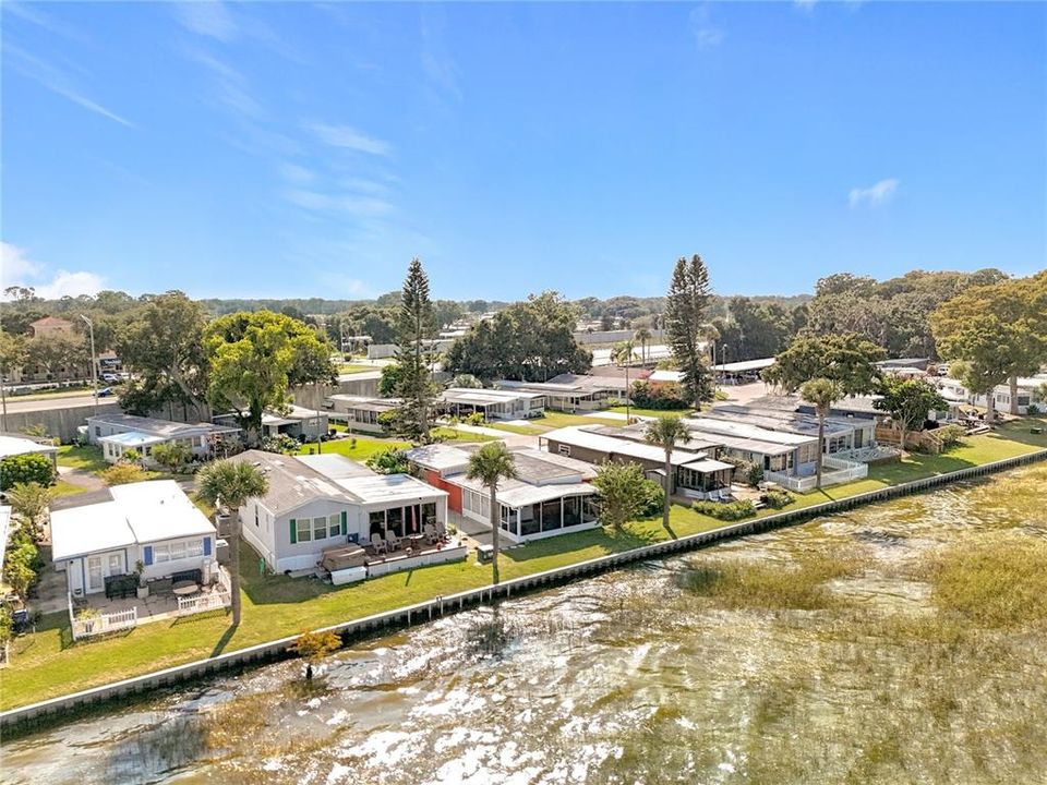 Под контрактом: $199,900 (3 спален, 1 ванн, 1140 Квадратных фут)