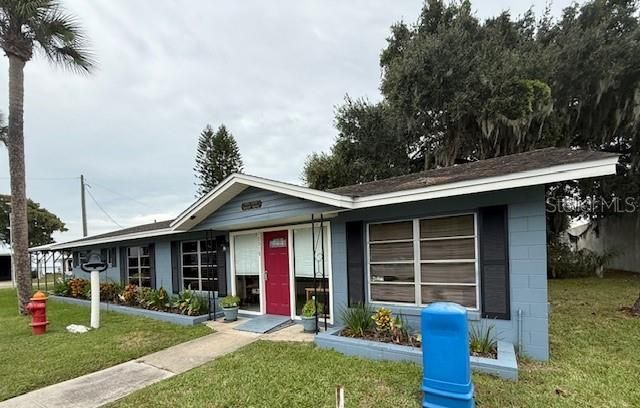 Под контрактом: $199,900 (3 спален, 1 ванн, 1140 Квадратных фут)