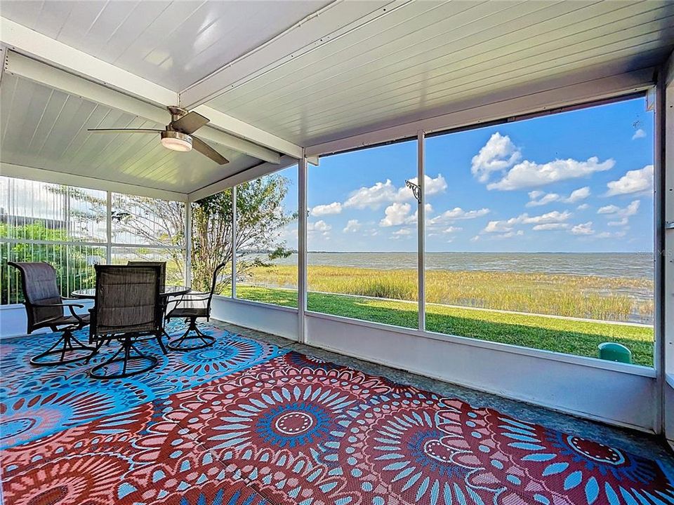 Под контрактом: $199,900 (3 спален, 1 ванн, 1140 Квадратных фут)