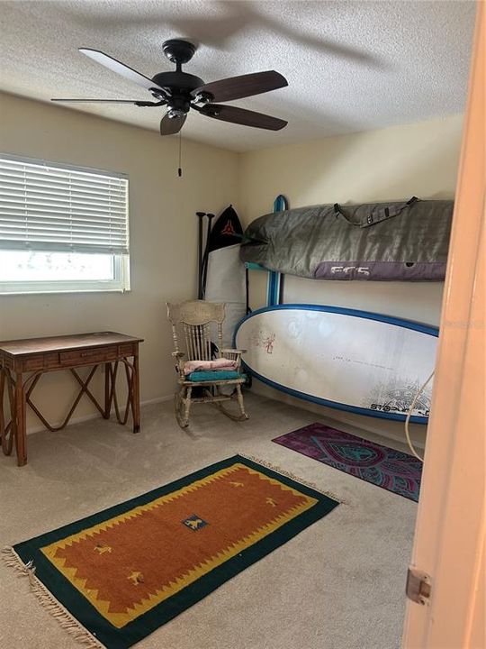 For Sale: $180,000 (2 beds, 2 baths, 951 Square Feet)