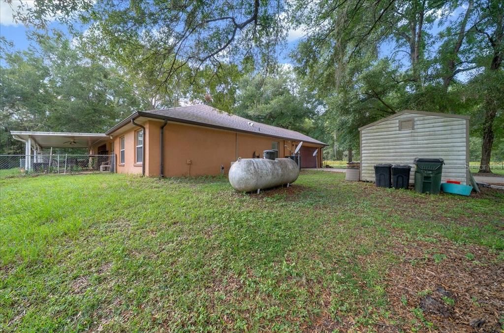 Activo con contrato: $394,990 (4 camas, 3 baños, 2362 Pies cuadrados)