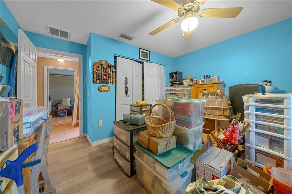 Activo con contrato: $394,990 (4 camas, 3 baños, 2362 Pies cuadrados)