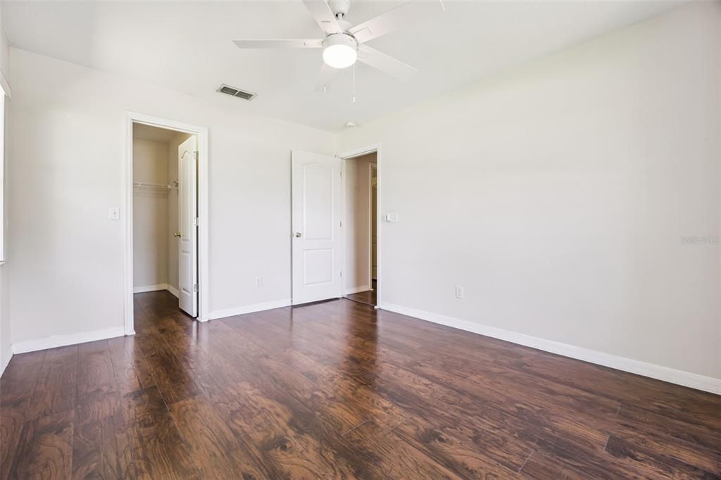 Active With Contract: $345,000 (3 beds, 2 baths, 1636 Square Feet)