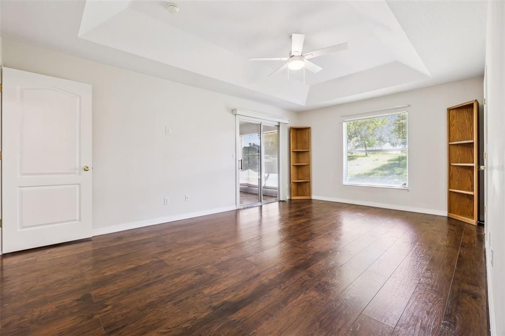 Active With Contract: $345,000 (3 beds, 2 baths, 1636 Square Feet)