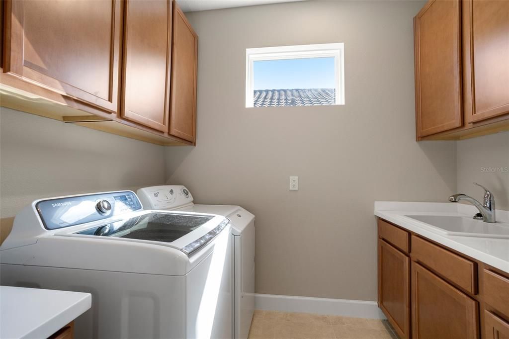 待售: $772,000 (3 贝兹, 2 浴室, 1918 平方英尺)