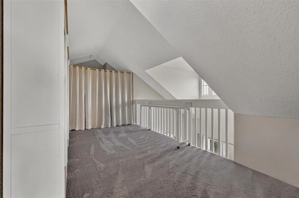 For Sale: $195,000 (1 beds, 1 baths, 1153 Square Feet)