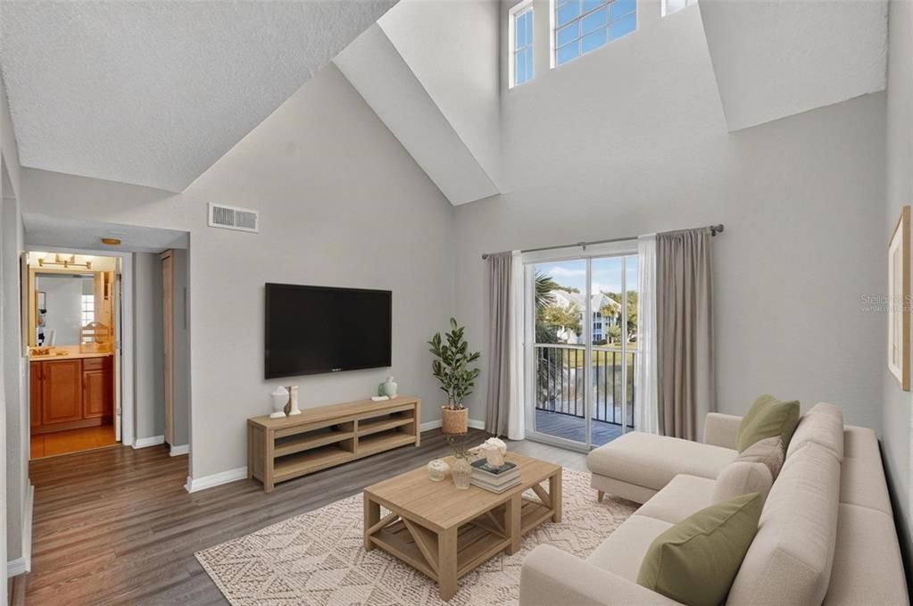 For Sale: $195,000 (1 beds, 1 baths, 1153 Square Feet)