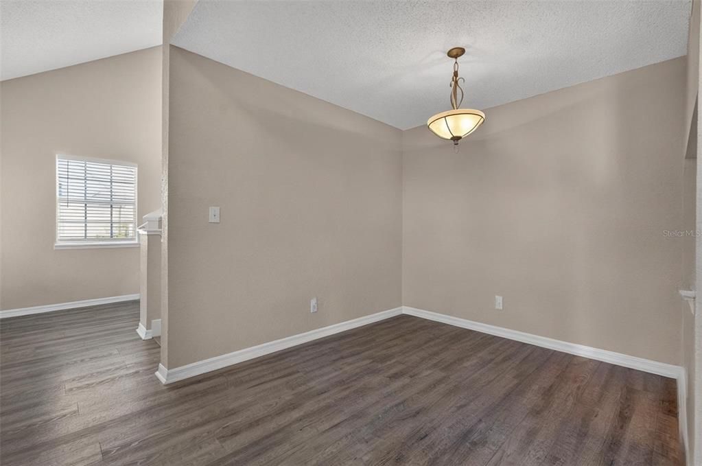 For Sale: $195,000 (1 beds, 1 baths, 1153 Square Feet)