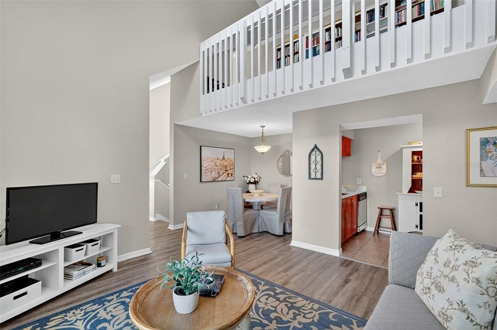 For Sale: $195,000 (1 beds, 1 baths, 1153 Square Feet)