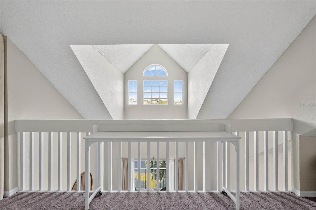 For Sale: $195,000 (1 beds, 1 baths, 1153 Square Feet)