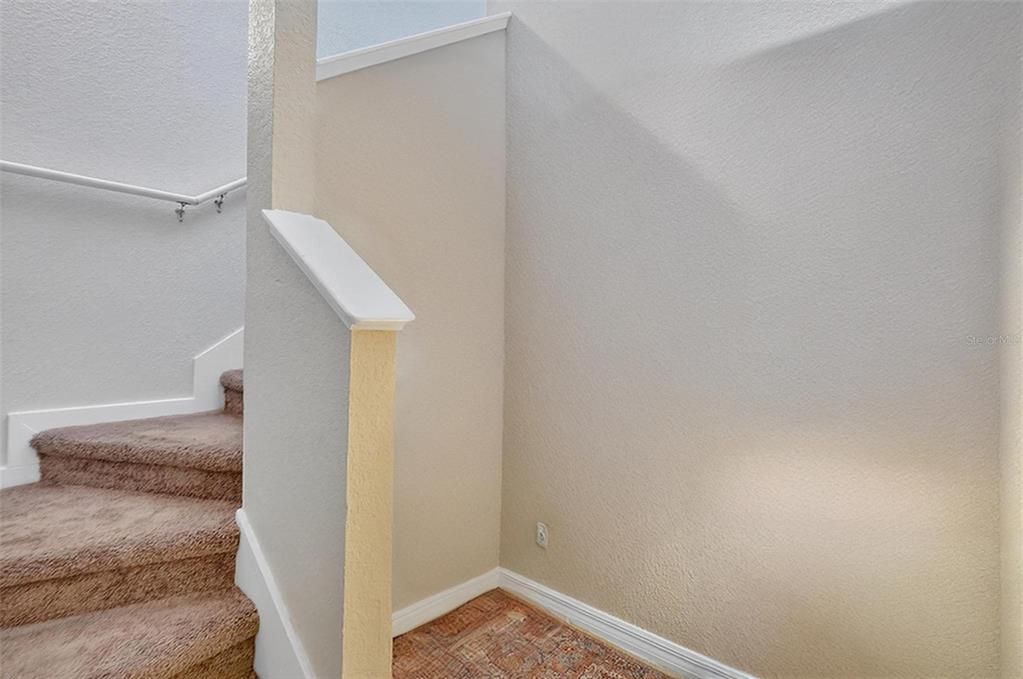 For Sale: $195,000 (1 beds, 1 baths, 1153 Square Feet)