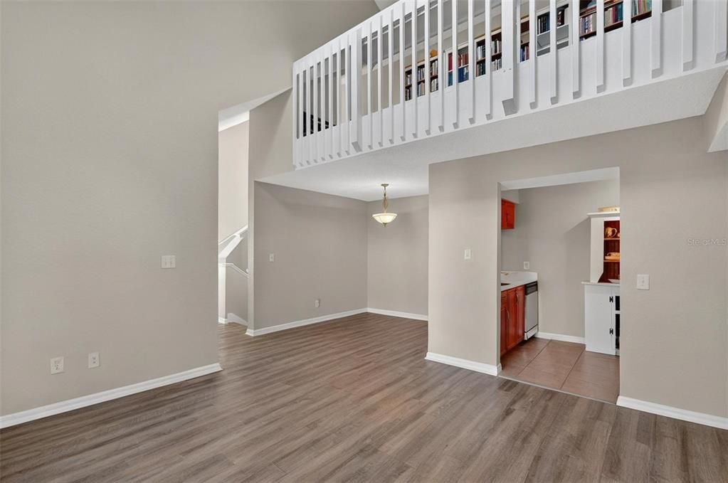 For Sale: $195,000 (1 beds, 1 baths, 1153 Square Feet)