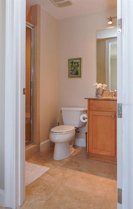 Activo con contrato: $1,999,000 (3 camas, 3 baños, 2736 Pies cuadrados)