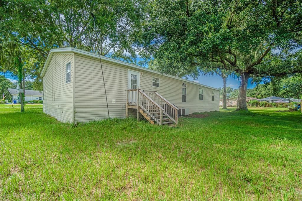 Active With Contract: $258,000 (4 beds, 2 baths, 1782 Square Feet)