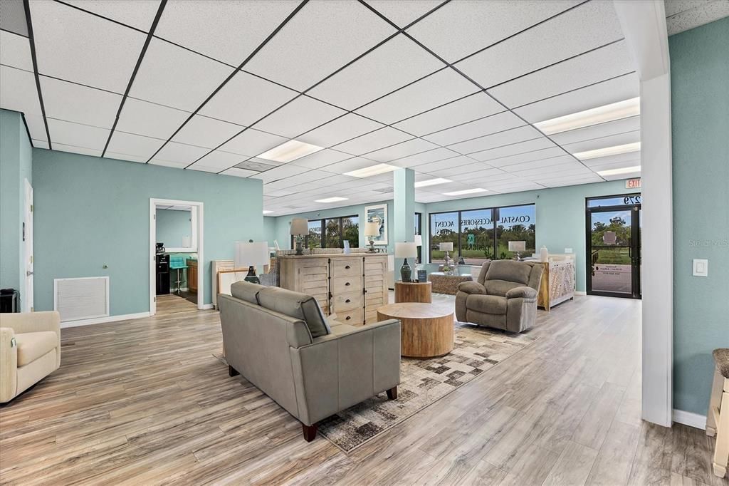 待售: $1,100,000 (0 贝兹, 0 浴室, 3111 平方英尺)