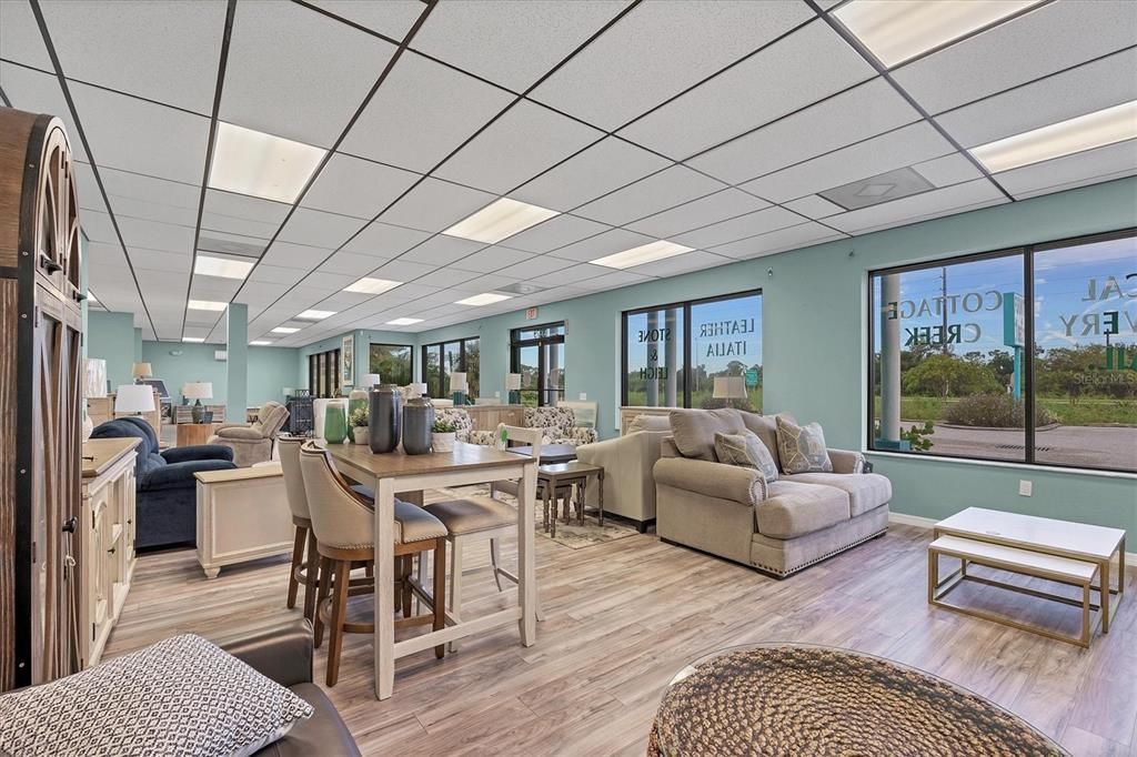 待售: $1,100,000 (0 贝兹, 0 浴室, 3111 平方英尺)