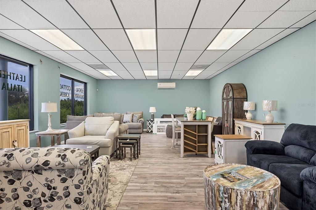 待售: $1,100,000 (0 贝兹, 0 浴室, 3111 平方英尺)