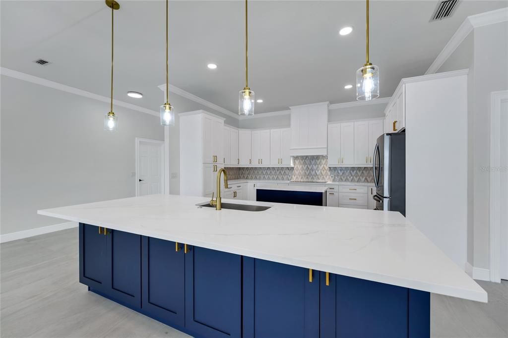 На продажу: $1,650,000 (4 спален, 4 ванн, 3288 Квадратных фут)