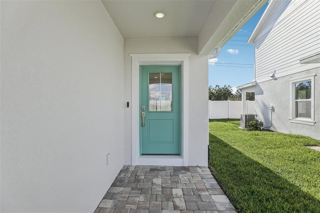 Active With Contract: $364,990 (3 beds, 2 baths, 1679 Square Feet)