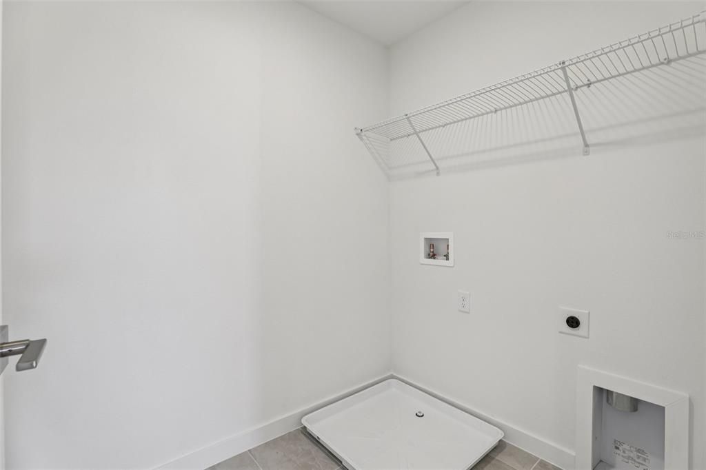 Active With Contract: $364,990 (3 beds, 2 baths, 1679 Square Feet)