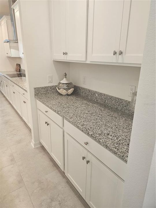 待售: $638,000 (5 贝兹, 4 浴室, 3761 平方英尺)