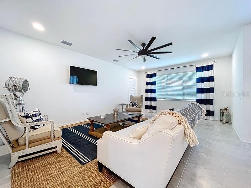 待售: $638,000 (5 贝兹, 4 浴室, 3761 平方英尺)