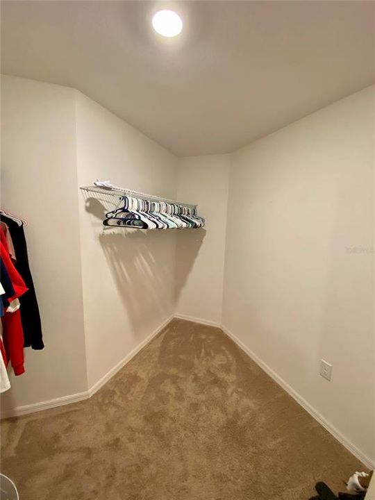 En Renta: $1,995 (4 camas, 2 baños, 2058 Pies cuadrados)