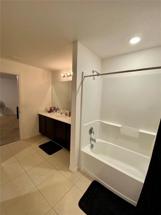 En Renta: $1,995 (4 camas, 2 baños, 2058 Pies cuadrados)