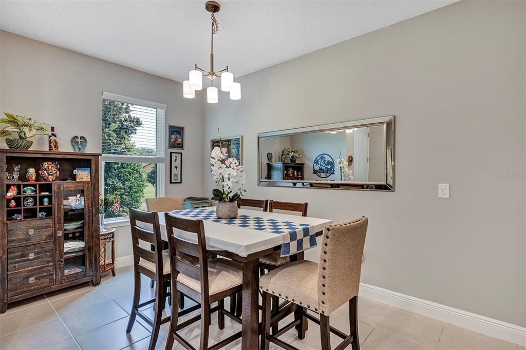 Active With Contract: $300,000 (2 beds, 2 baths, 1822 Square Feet)