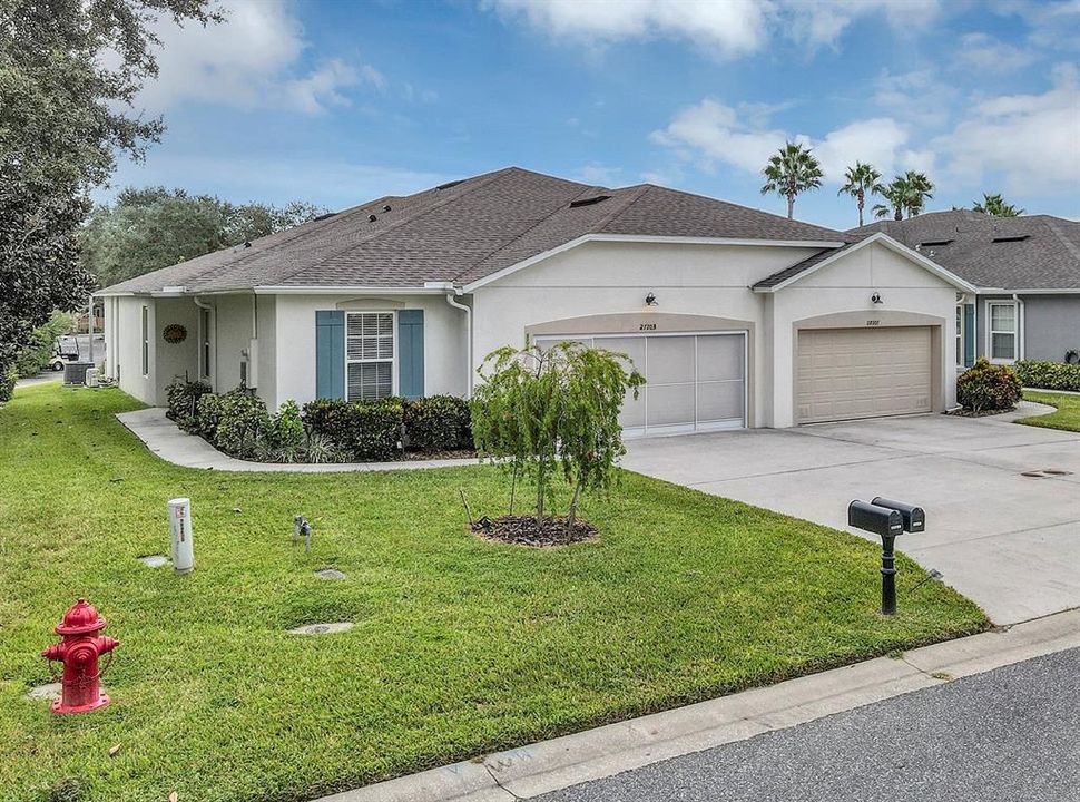 Active With Contract: $300,000 (2 beds, 2 baths, 1822 Square Feet)