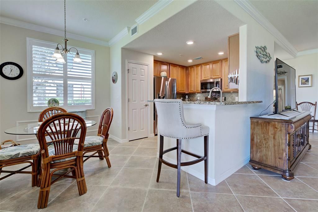 For Sale: $329,900 (3 beds, 2 baths, 1706 Square Feet)