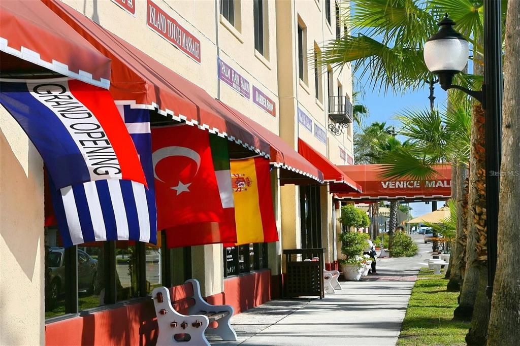 For Sale: $329,900 (3 beds, 2 baths, 1706 Square Feet)