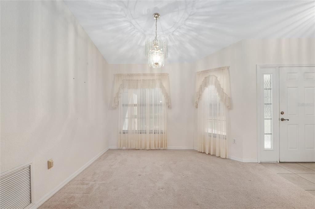 For Sale: $629,900 (4 beds, 3 baths, 2162 Square Feet)