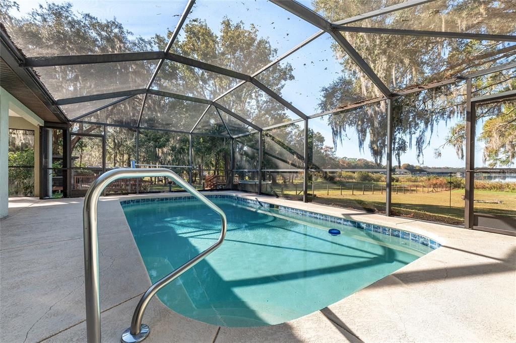 For Sale: $629,900 (4 beds, 3 baths, 2162 Square Feet)