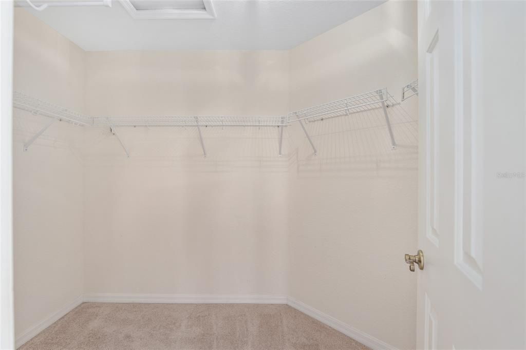 For Sale: $629,900 (4 beds, 3 baths, 2162 Square Feet)