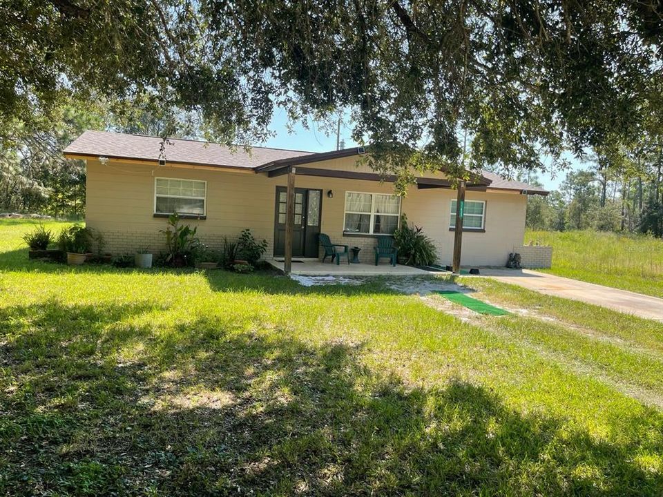 For Sale: $250,000 (3 beds, 1 baths, 1144 Square Feet)