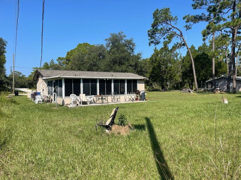 For Sale: $250,000 (3 beds, 1 baths, 1144 Square Feet)