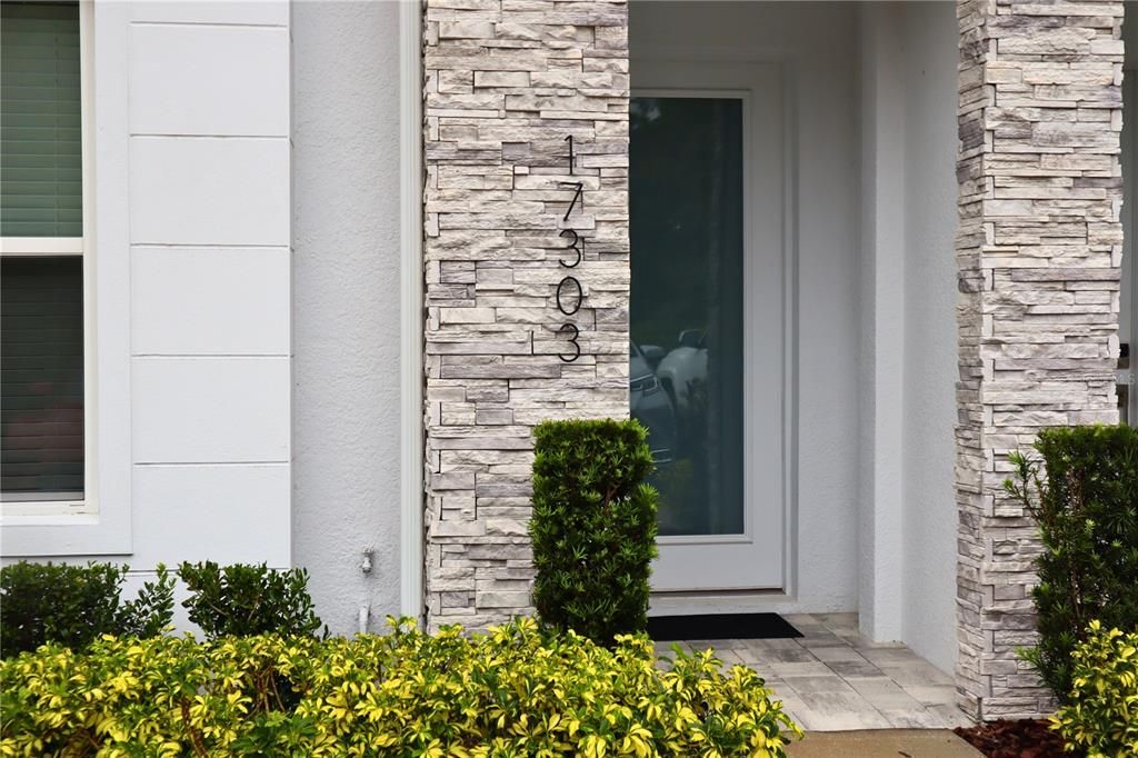 待售: $380,000 (3 贝兹, 3 浴室, 1852 平方英尺)