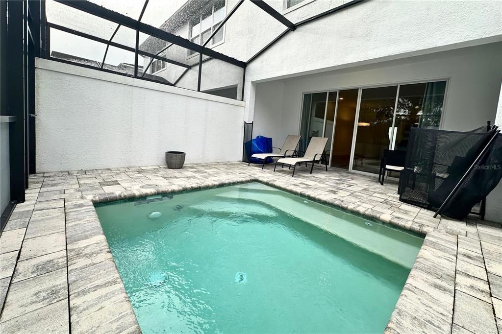 待售: $380,000 (3 贝兹, 3 浴室, 1852 平方英尺)