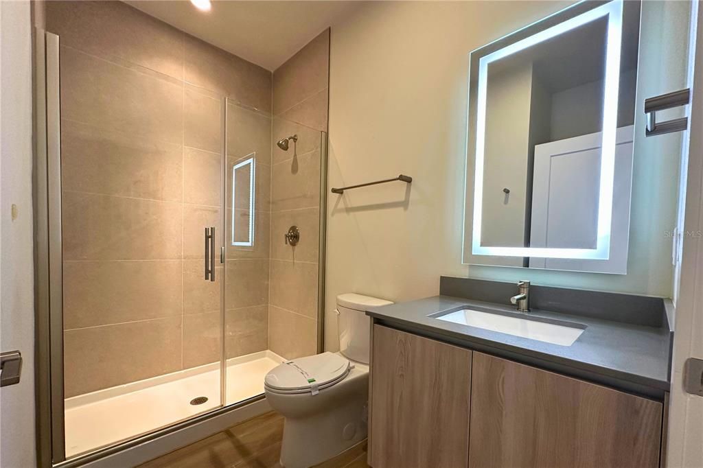 待售: $380,000 (3 贝兹, 3 浴室, 1852 平方英尺)