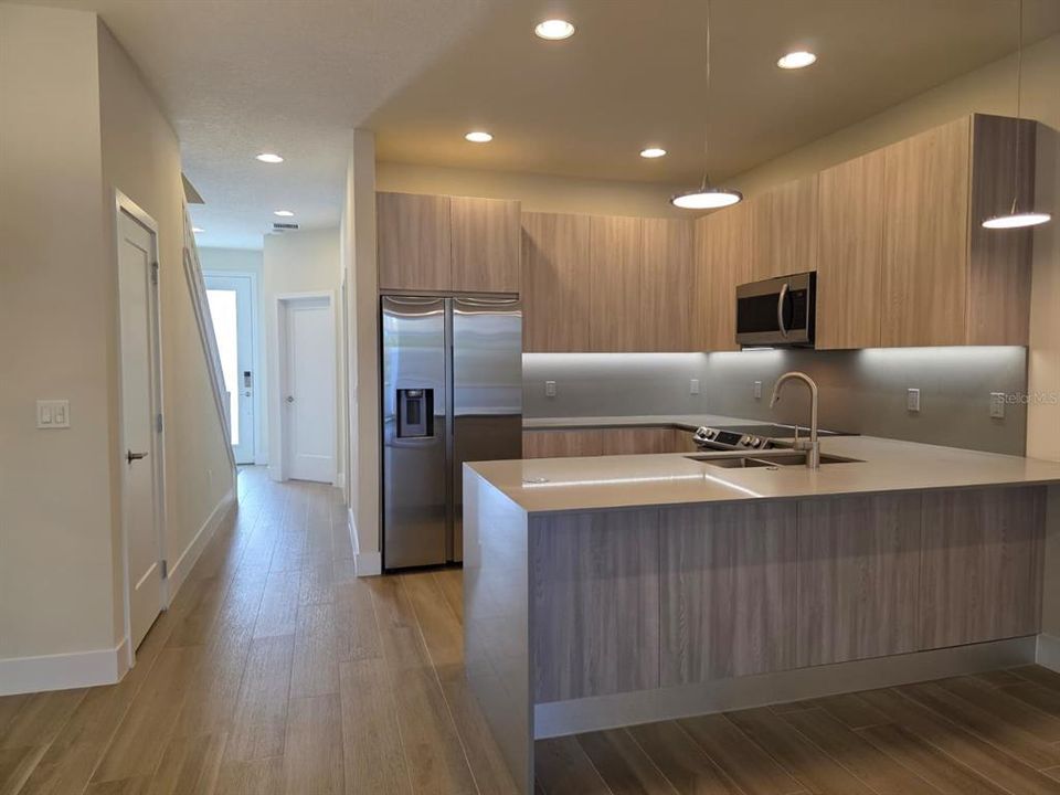 待售: $380,000 (3 贝兹, 3 浴室, 1852 平方英尺)